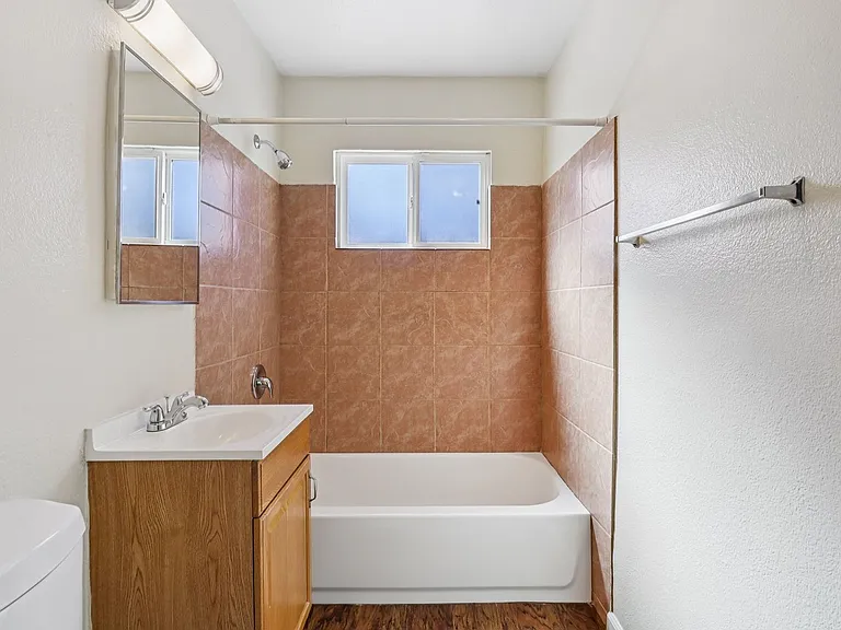 Astro Vista Apartments — Photo 14