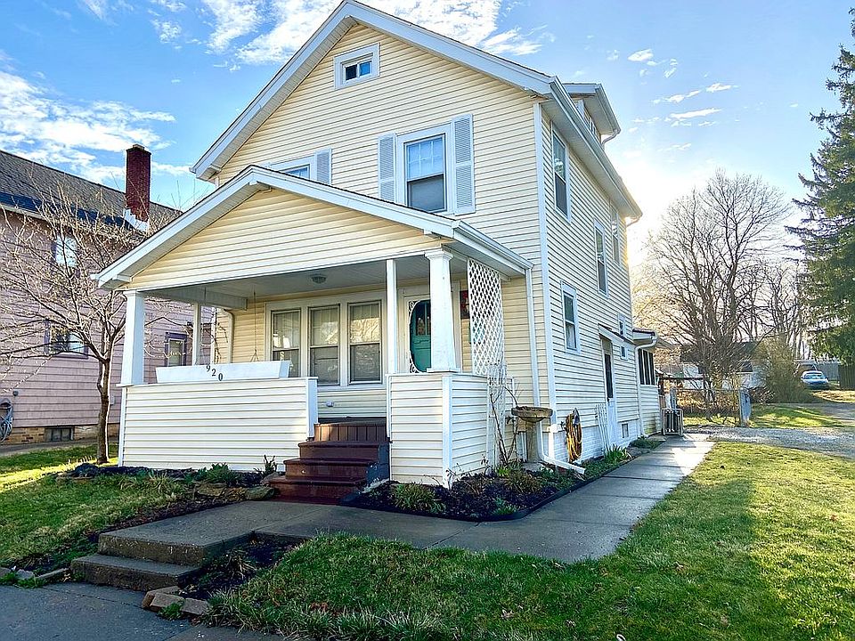 1st image of 920 Chestnut St