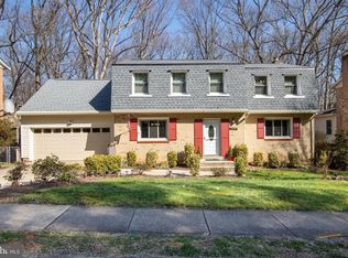 10324 Collingham Dr, Fairfax, VA 22032