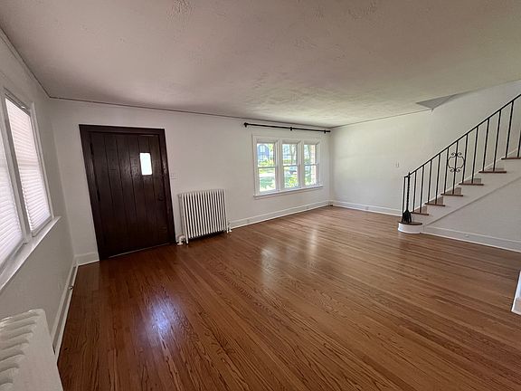 Front entrance and Living room with closet