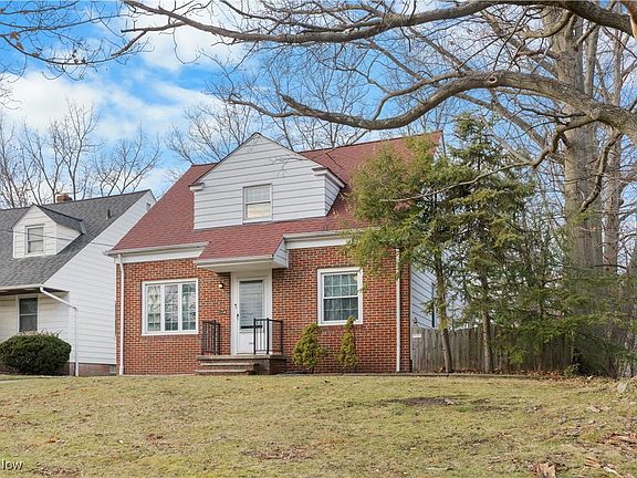 3rd image of 25031 Glenbrook Blvd