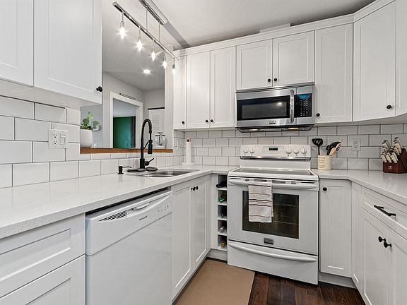 2nd image of 45640 Storey Ave #50