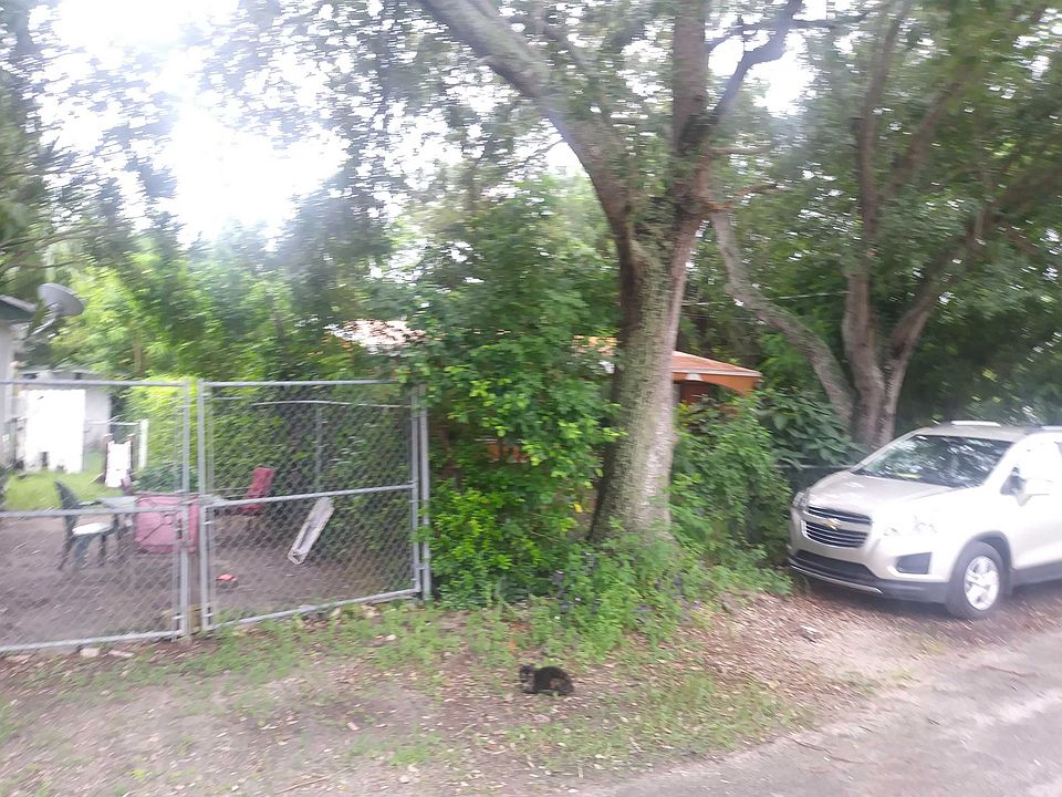 2nd image of 8840 SW 126th Ter