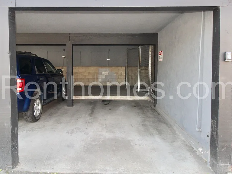 8150 Lemon Ave #114 — Photo 19
