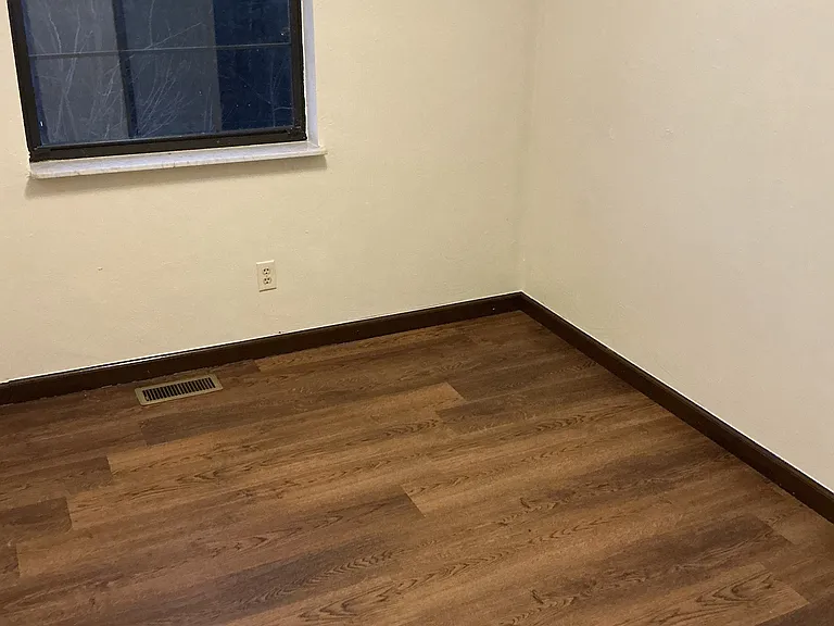 apt in Cross Lanes — Photo 14