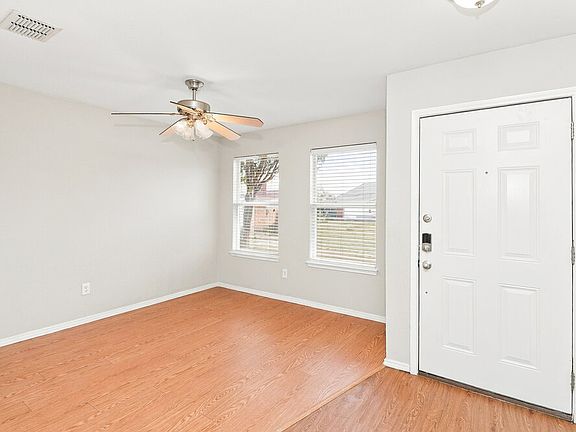 3rd image of 2325 Northway