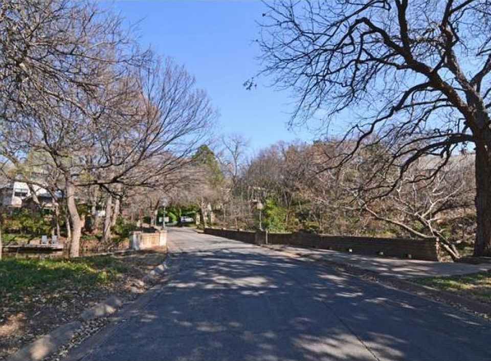 2nd image of 3515 Rock Creek Dr