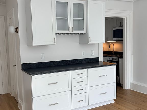 5th image of 45 Main St #G