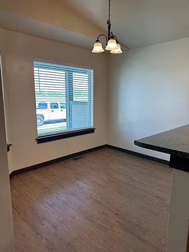 123 E Jefferson St #121 Photo 1