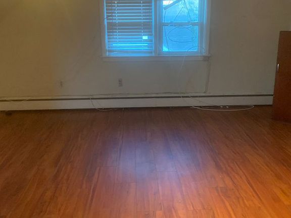 3rd image of 268 Weber Ave