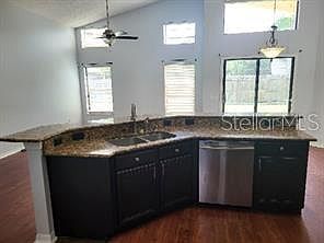 3rd image of 809 Lilac Trace Ln