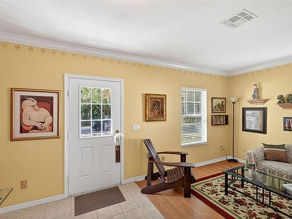 3rd image of 1003 Old Blush Rd