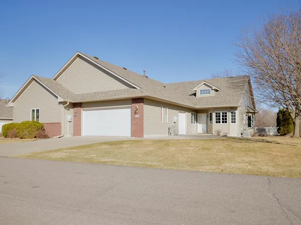 228 Goldfinch Ln, Clearwater, MN 55320