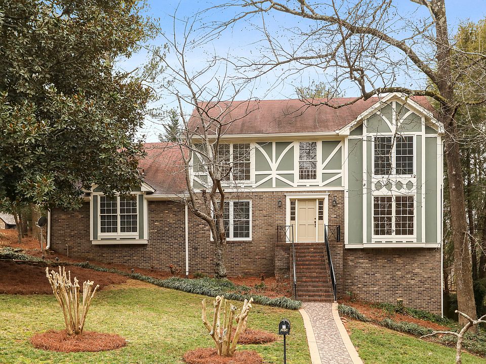 1st image of 2674 Smoketree Way