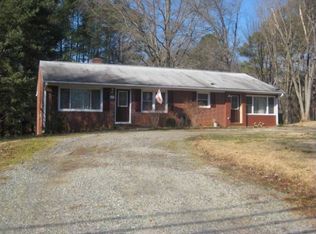 63 Washington St, Boydton, VA 23917