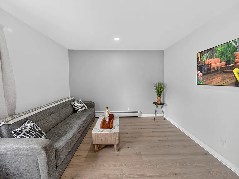 9052 New York Ave #1B — Photo 10