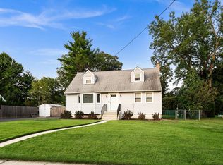 224 Nancy Ln, Ewing, NJ 08638
