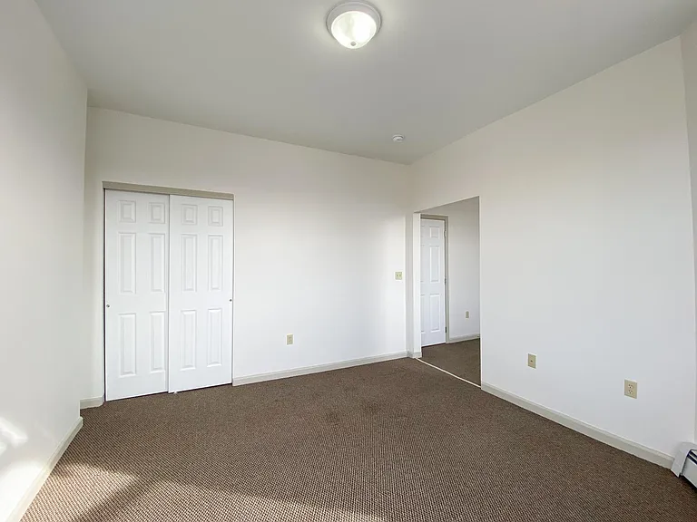 698 Broad St #301 — Photo 7