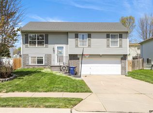 3102 Jason Cir, Bellevue, NE 68123