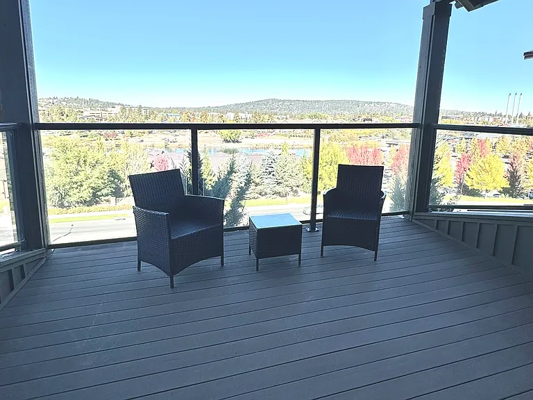 985 SW Vantage Point Way — Photo 15