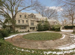 2489 Tremont Rd, Columbus, OH 43221