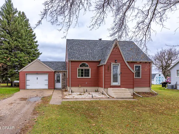 308 1st St NW, Climax, MN 56523