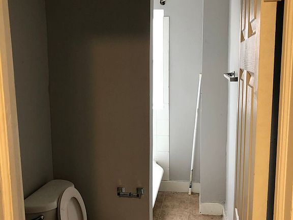 5th image of 7340-50 N Damen Ave #7346-1