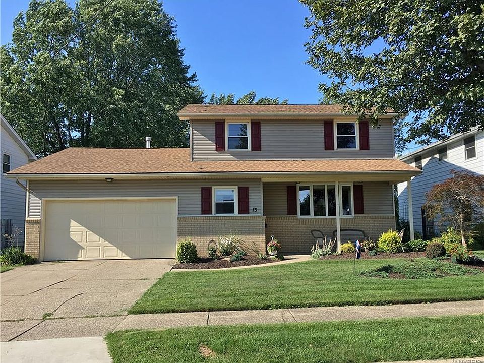 1st image of 13 Briarwood Dr