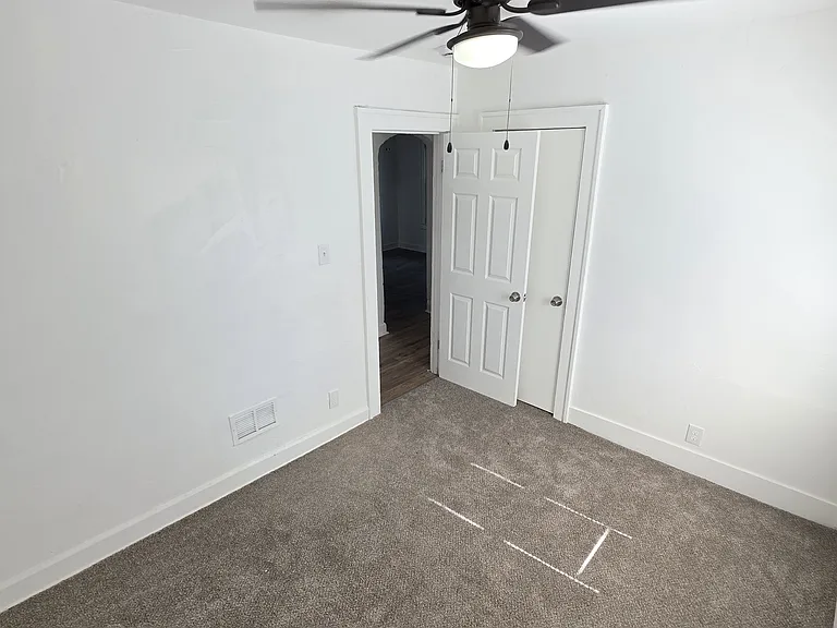 15757 Strathmoor St — Photo 20