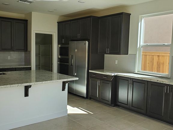 2nd image of 5937 Roselee Way