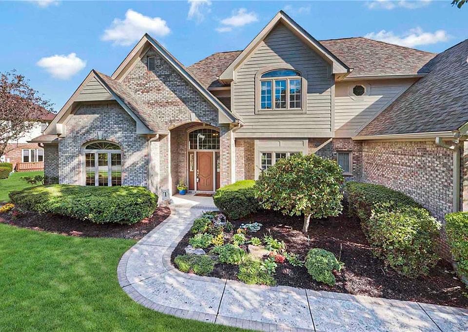 1st image of 6316 Calais Dr