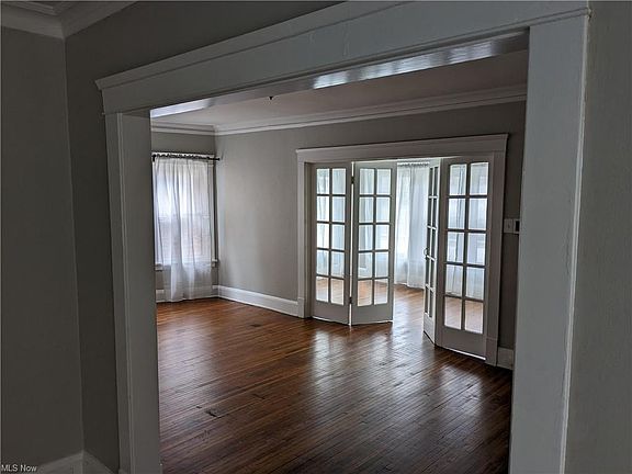 2nd image of 1668 Coventry Rd #1