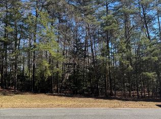 36 Riverwood Dr, Lancaster, VA 22503