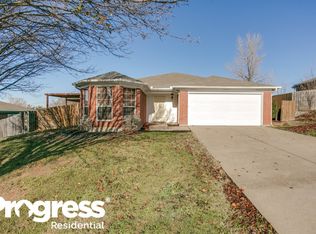 640 Green Mountain Rd, Burleson, TX 76028