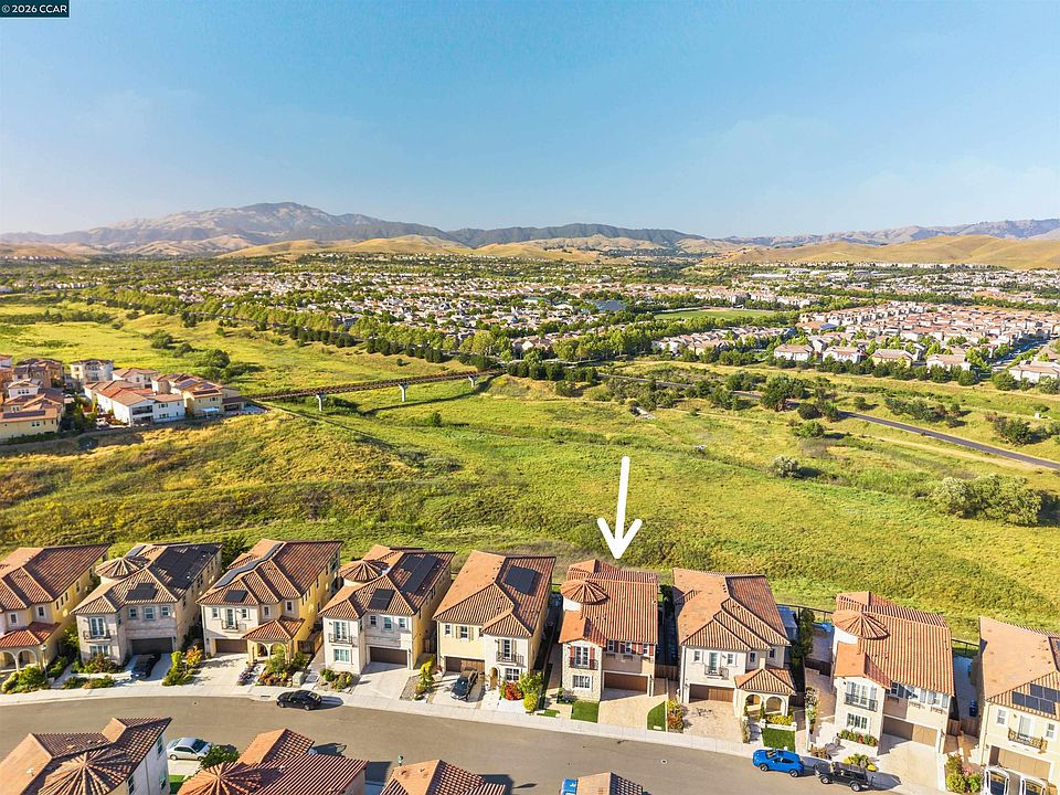 1st image of 1195 Trumpet Vine Ln