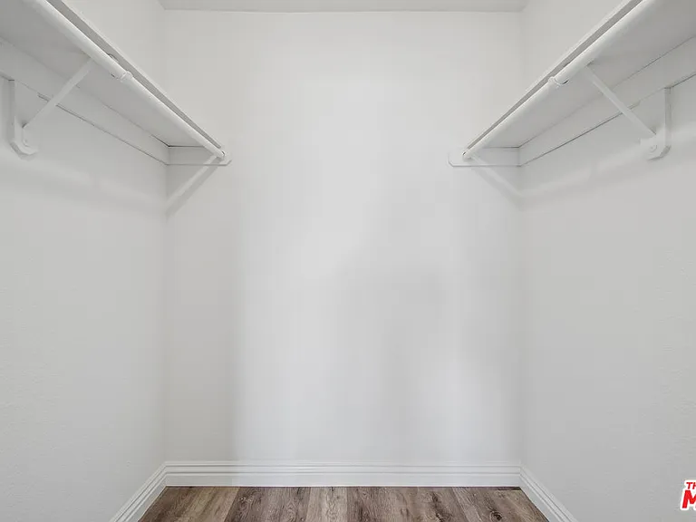 870 Crenshaw Blvd #202 — Photo 12