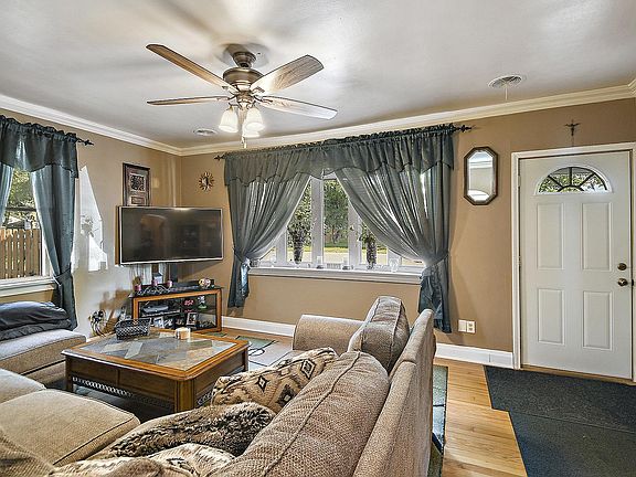 5th image of 6321 177th St