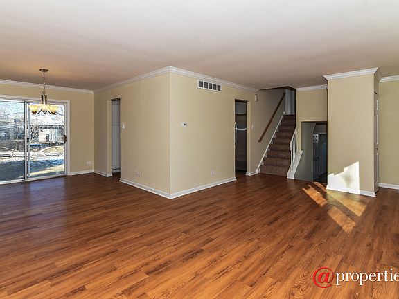 Living Room / Dining Room