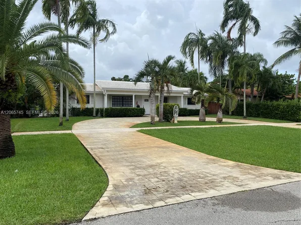5013 Arthur St, Hollywood, FL 33021