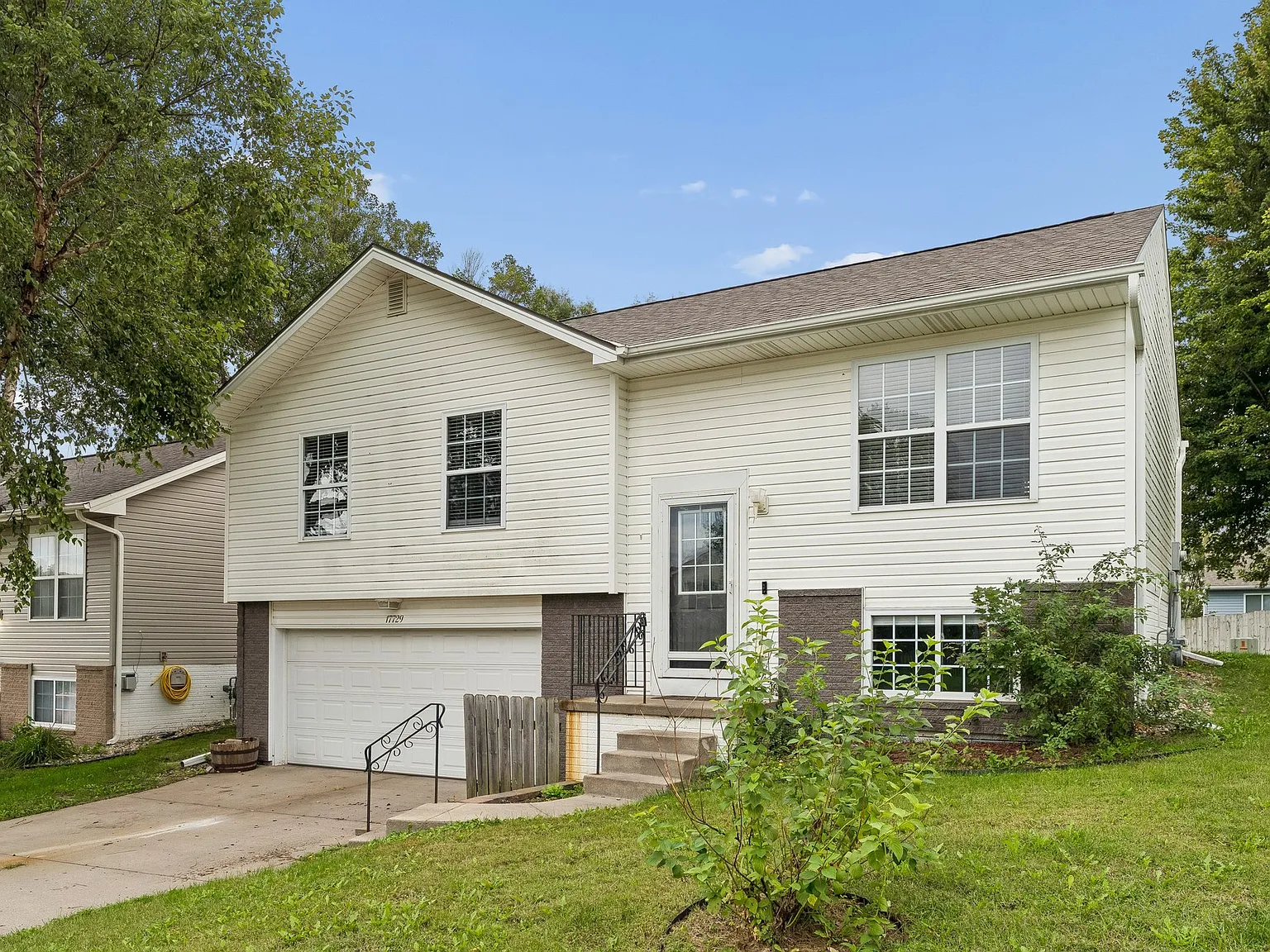 3 bed, 1500 sqft, $2,000 — Photo 3