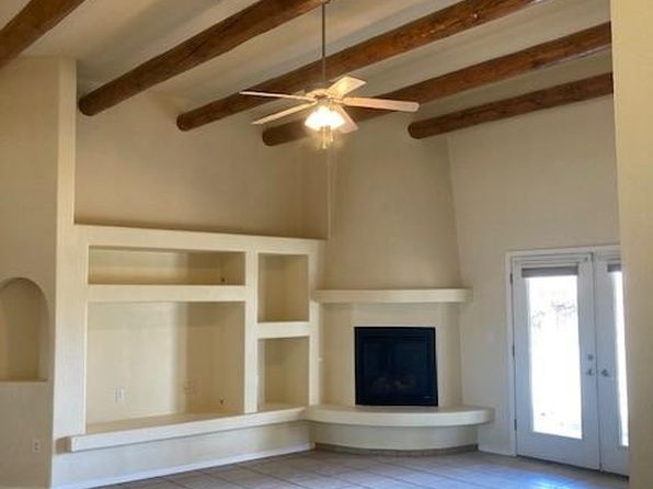 4218 Calle De Estrellas