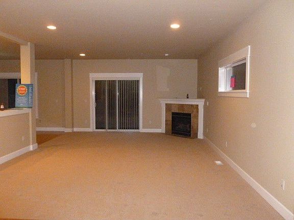 3rd image of 13818 170th St E