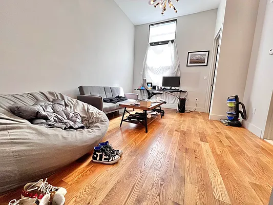 Rented by ERNY LLC | media 1