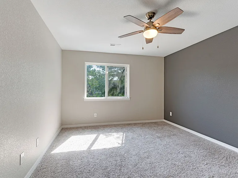 2350 Spring Blossom Dr — Photo 12