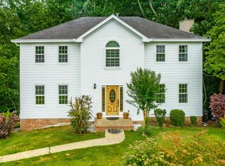 516 Woodcroft Dr, Hixson, TN 37343