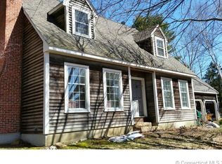 213 Great Neck Rd, Waterford, CT 06385
