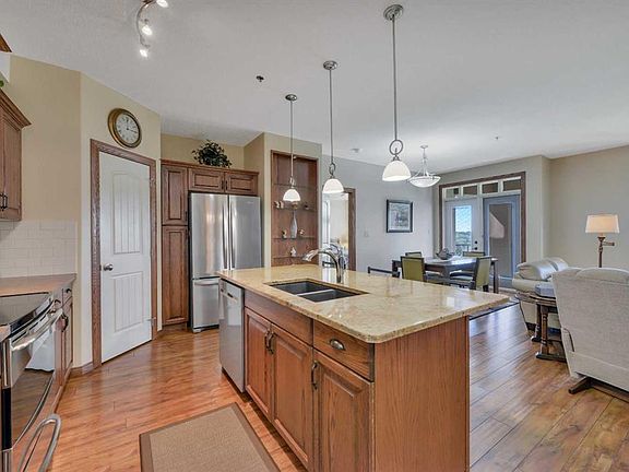 4th image of 5213 N 61st St #206