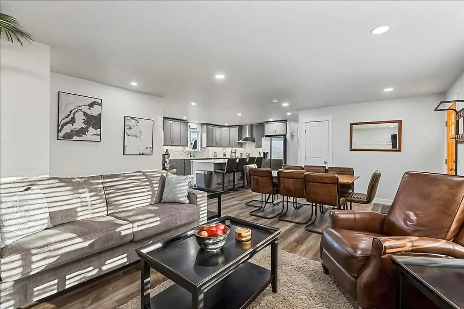 3 bed, 2.0 bath, $4,770 — Photo 1