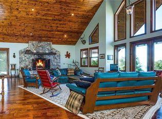 7300 Eight W 25 Trl, Lucerne, CA 95458