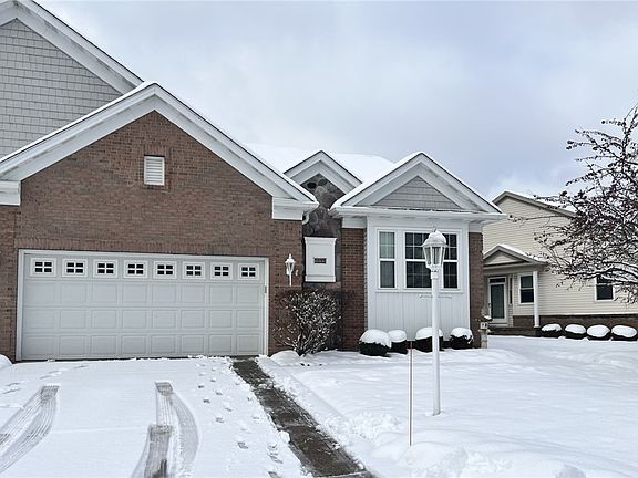 2nd image of 9893 Country Club Cir